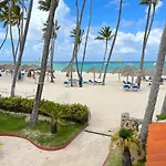 Los Corales Villas And Suites - Beach Club, Spa, Restaurants