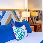 Cana Rock Condos Infinity Pool & Beach Suites