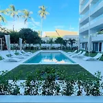The Zee Corner Tropical Paradise At The Caribe