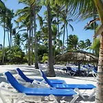 Aventura Village Los Corales Beach And Spa