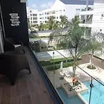 Paradise Apartment