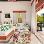Bungalow With Tropical Style At Cap Cana A8C