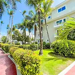 Los Corales Bavaro Sol Caribe Studios Rooms Deluxe Suites Bavaro Beach & Spa