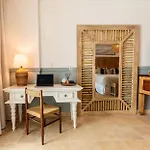 Punta Palmera Beachfront Apartment