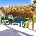Beachfront 1Br Escape - Stunning Views - Dr Paradise