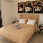 Gorgeous 3 Bed 2 And A Half Bath Villa Nearby Beaches