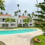 Villas & Apartments With Pool And Ocean View Playa Los Corales