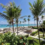 Truecost Сaribbean Paradise Rooftop Pool