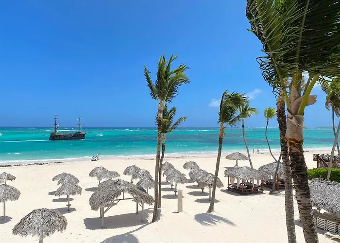 Ducassi Suites Rooms & Beach - Playa Bavaro - Wifi - Parking - Rooftop Pool & Spa