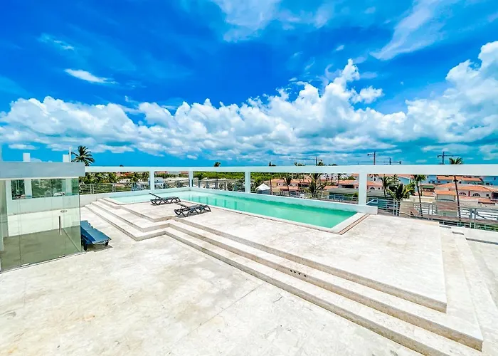 Rooftop Pool Ducassi Studio Suites Deluxe Hotel Beach Club & Spa