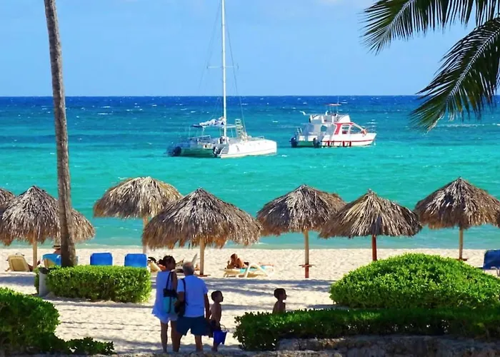Caribbean Suites With Tropical Pool