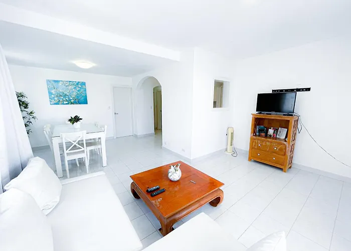 Los Corales Bavaro Beachside Hotel Wifi Bbq Beach Club & Spa