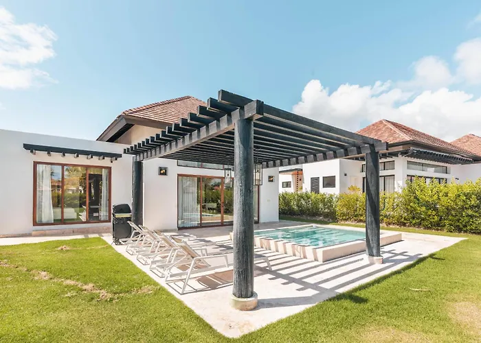 Tropical Villa With Picuzzi At Green Village Bca