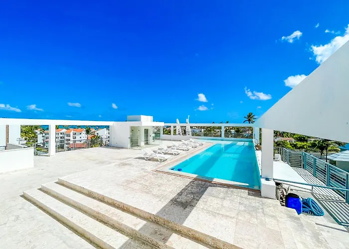 Rooftop Pool Ducassi Studio Suites Deluxe Hotel Beach Club & Spa
