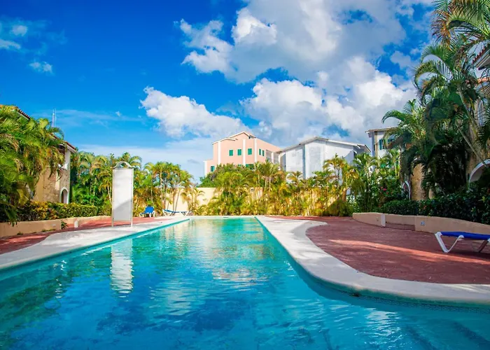 Beautiful 2-Bedroom Apartment In Cocotal With Amazing Lake Views And Pools
