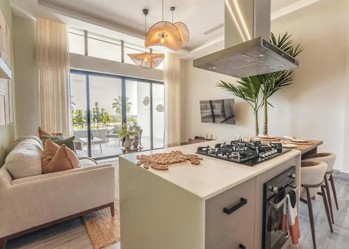 One Bedroom Apartment With Direct Access To The Pool