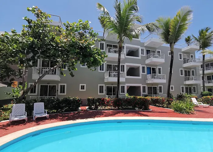 Suite With Garden View And Pool Access