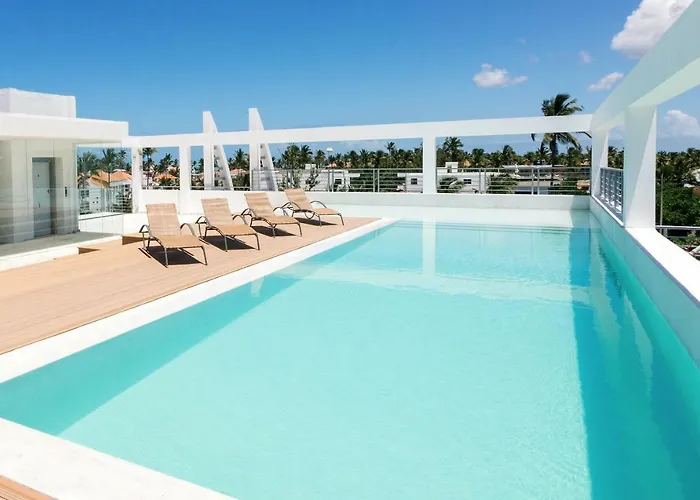 Grand Caribe Beach Club And Spa