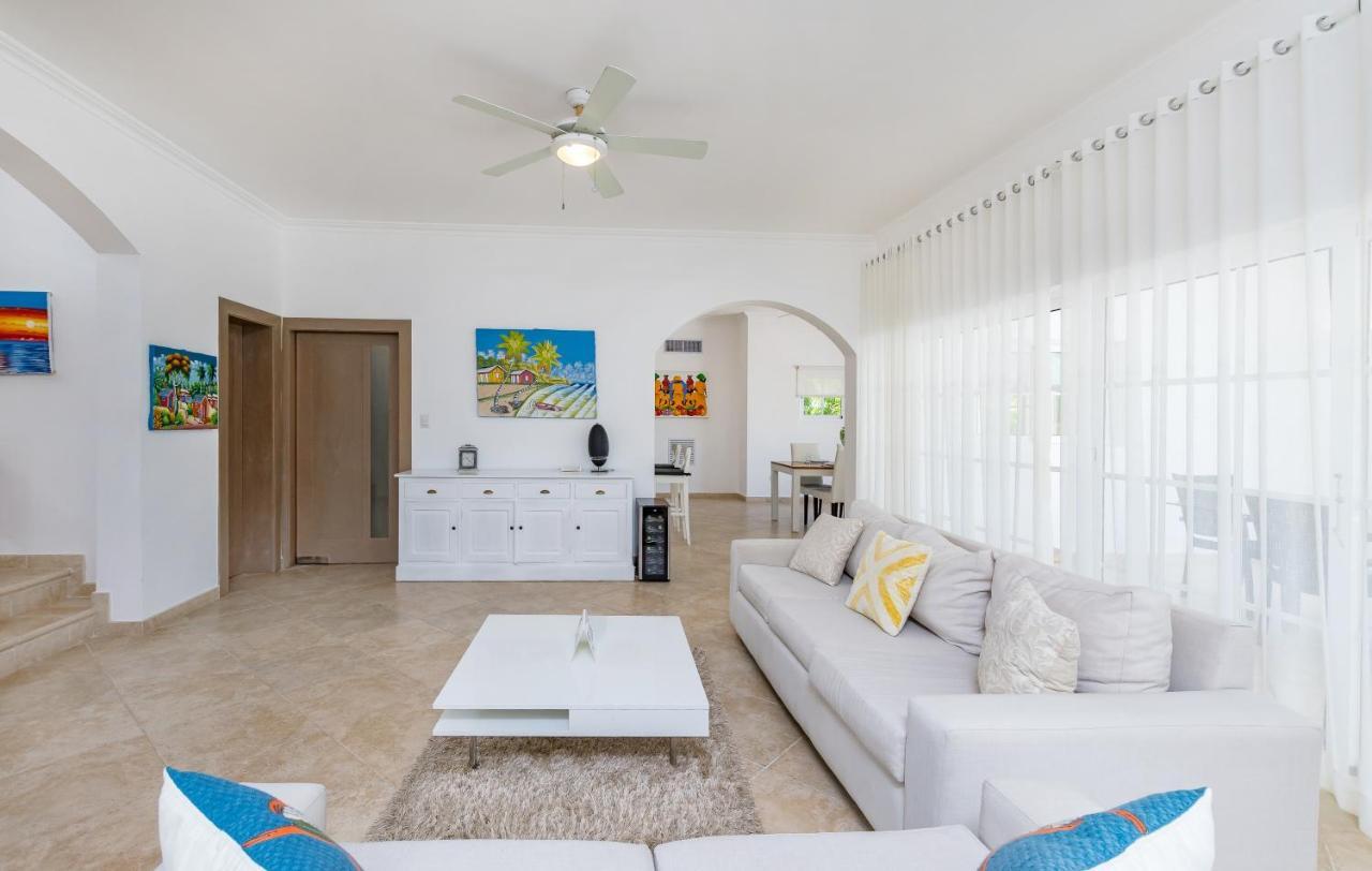 Luxury & Modern With Pool At Cocotal Golf & Country Club Pousada