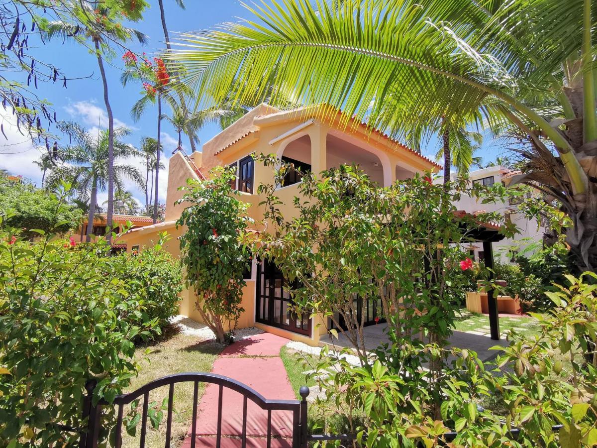 Beach Studio 4 People - Bbq, Wifi, Beach Amenities, Pickup From Airport, Kitchenette - Playa Los Corales Punta Cana