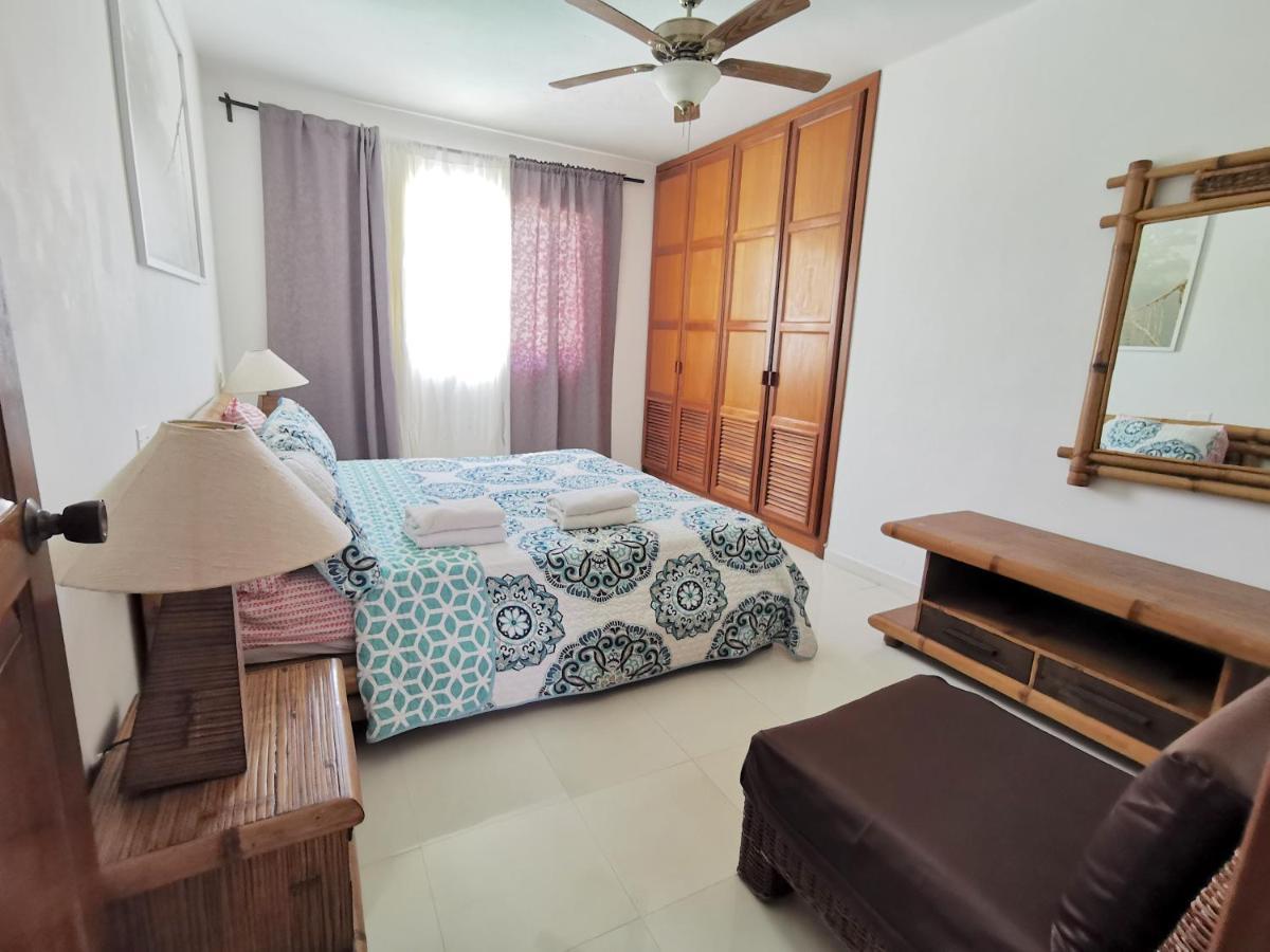 Casa Confortable 6 Huespedes En La Playa Bavaro Wifi Bbq Swimming Pool Parking Apartment