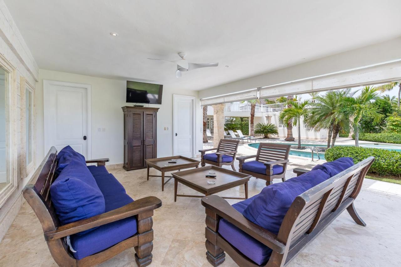 Apartment Paradise Luxury With Huge Pool And Jacuzzi *