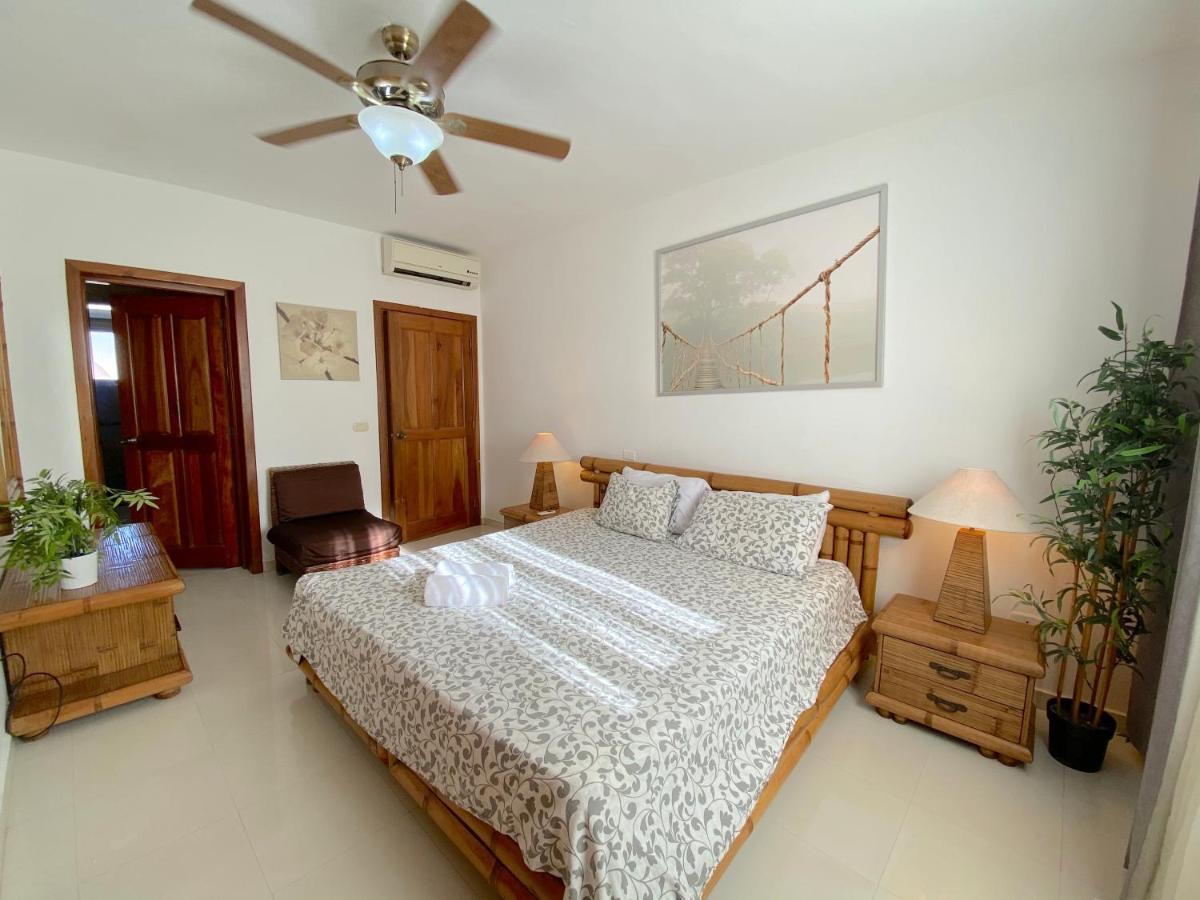 Hotel Tropical Village Playa Los Corales