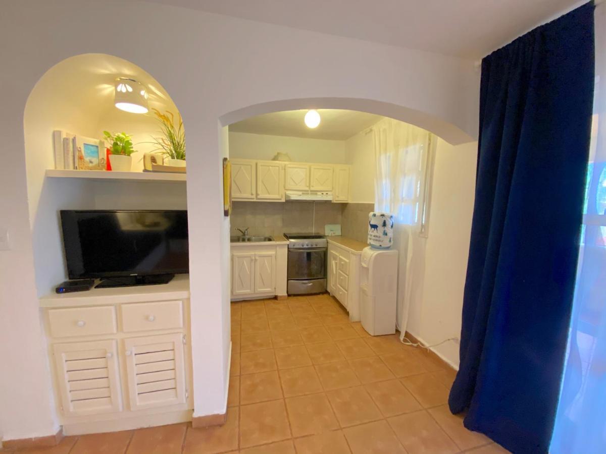 Los Corales 2 Bedrooms - Swimming Pool Wifi Bbq Parking *
