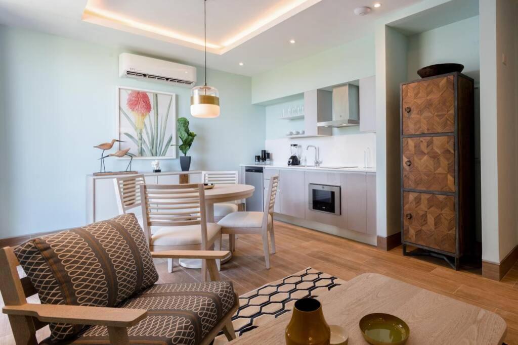 Apartment Ll At Juanillo