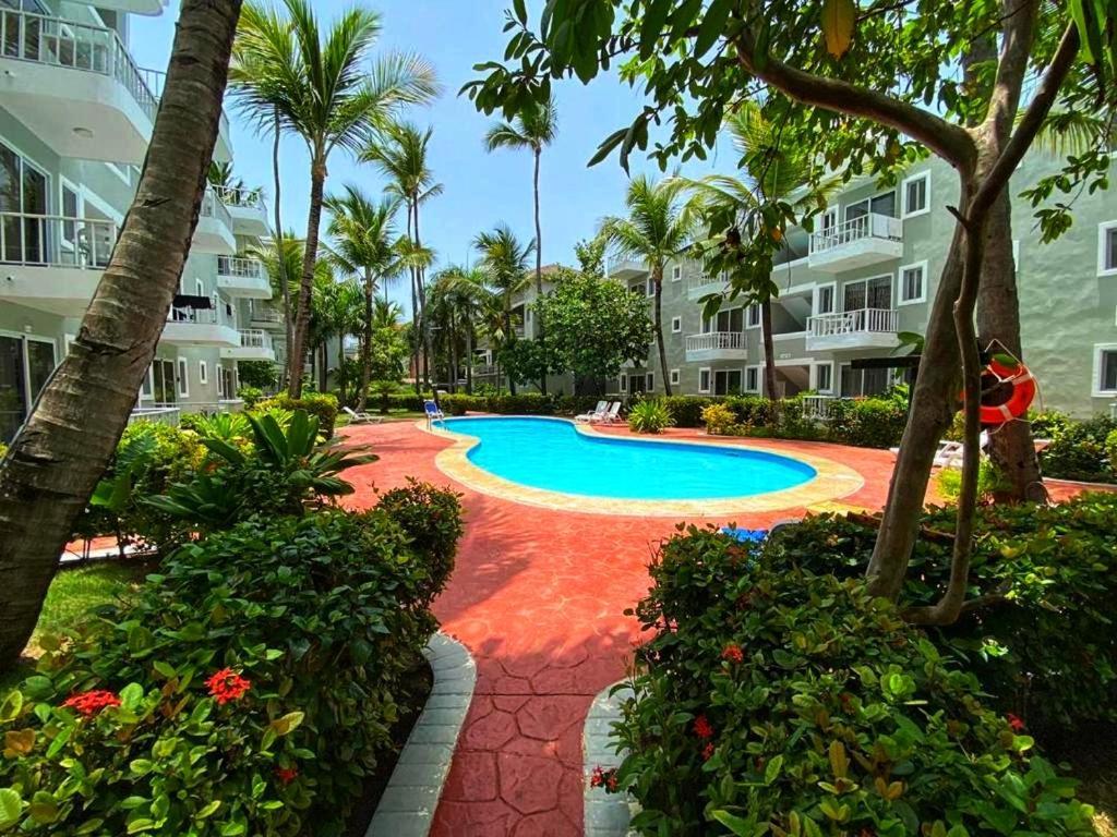 Caribbean And Sun Apartment