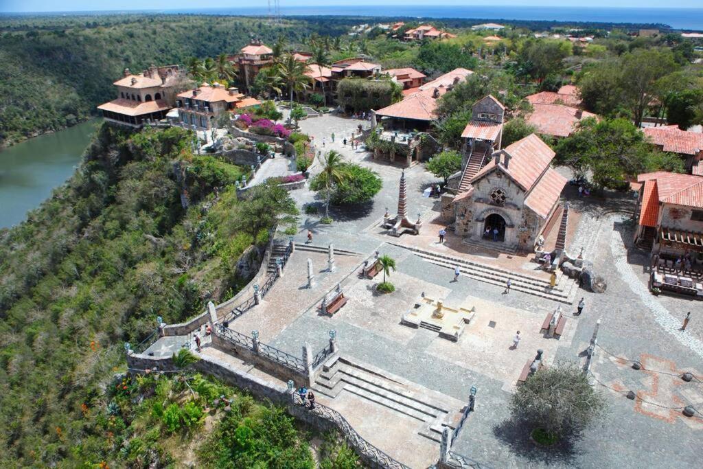 New!! Tropical Tiny Sanctuary-tiny Near Ferienhaus Punta Cana