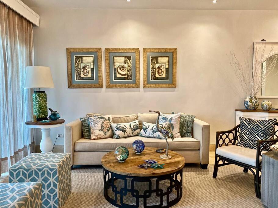 Stylish Lux Aquamarina Cap Cana Apartment Punta Cana
