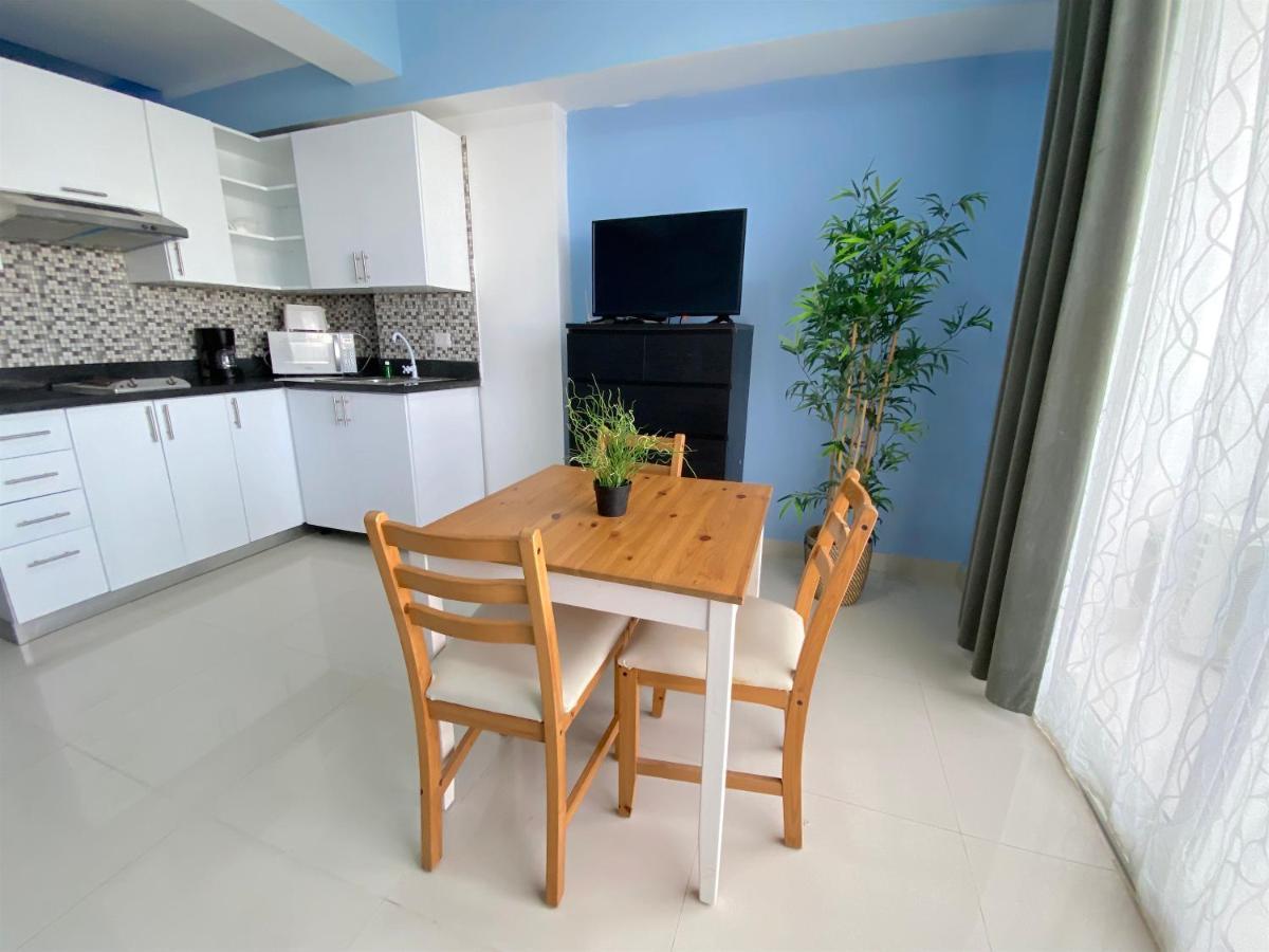 Premium Suites With Rooftop Pool And Beach Access