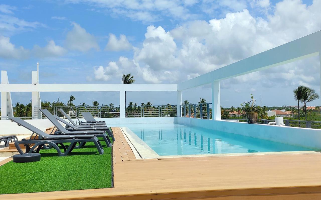 Tropical Suites With Rooftop Pool, Beach Club, Spa, Restaurants 4*