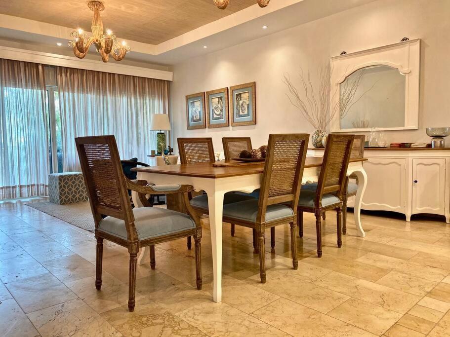 Stylish Lux Aquamarina Cap Cana Apartment