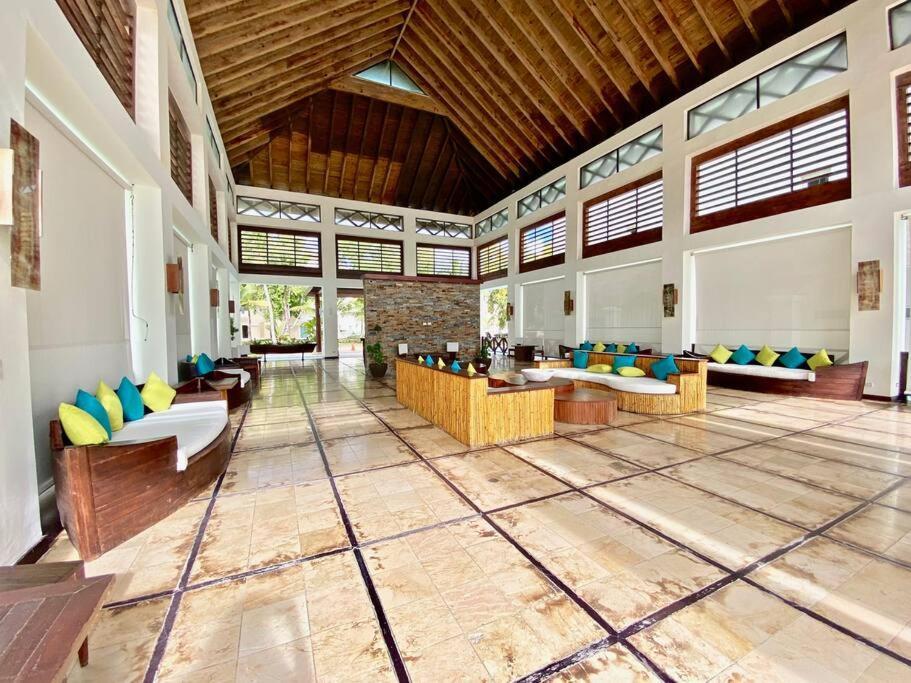 Stylish Lux Aquamarina Cap Cana *