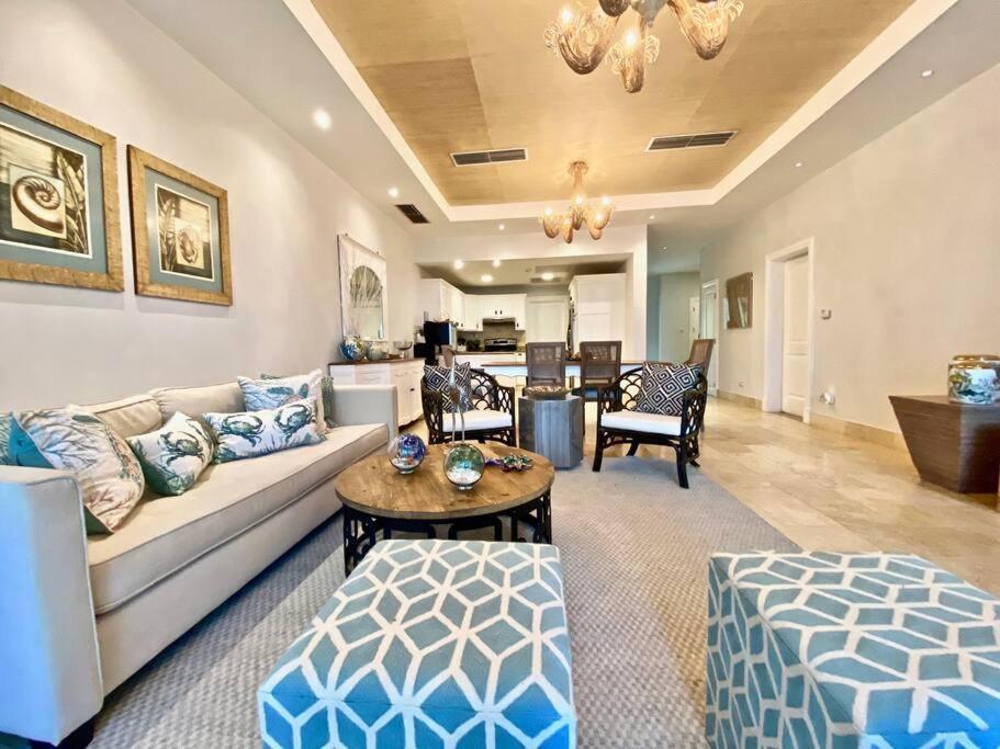 Apartment Stylish Lux Aquamarina Cap Cana *
