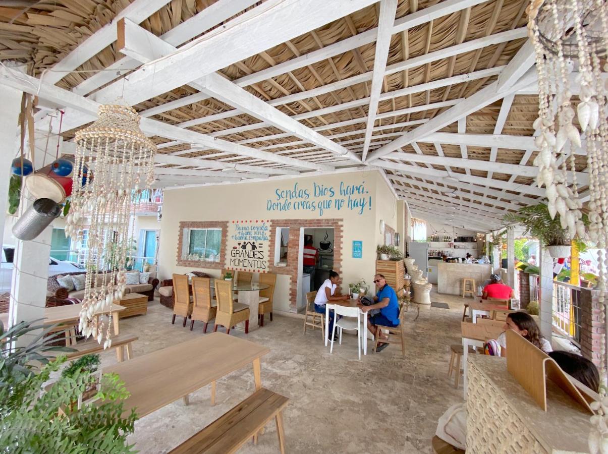 Caribbean Dream Suites Playa Los Corales - Pool Beach Club & 5* Punta Cana
