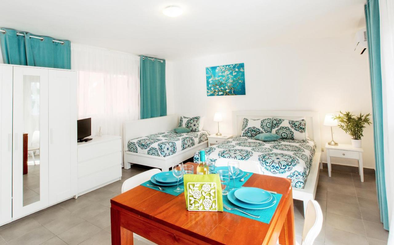 Aventura With Tropical Pool Playa Los Corales Punta Cana
