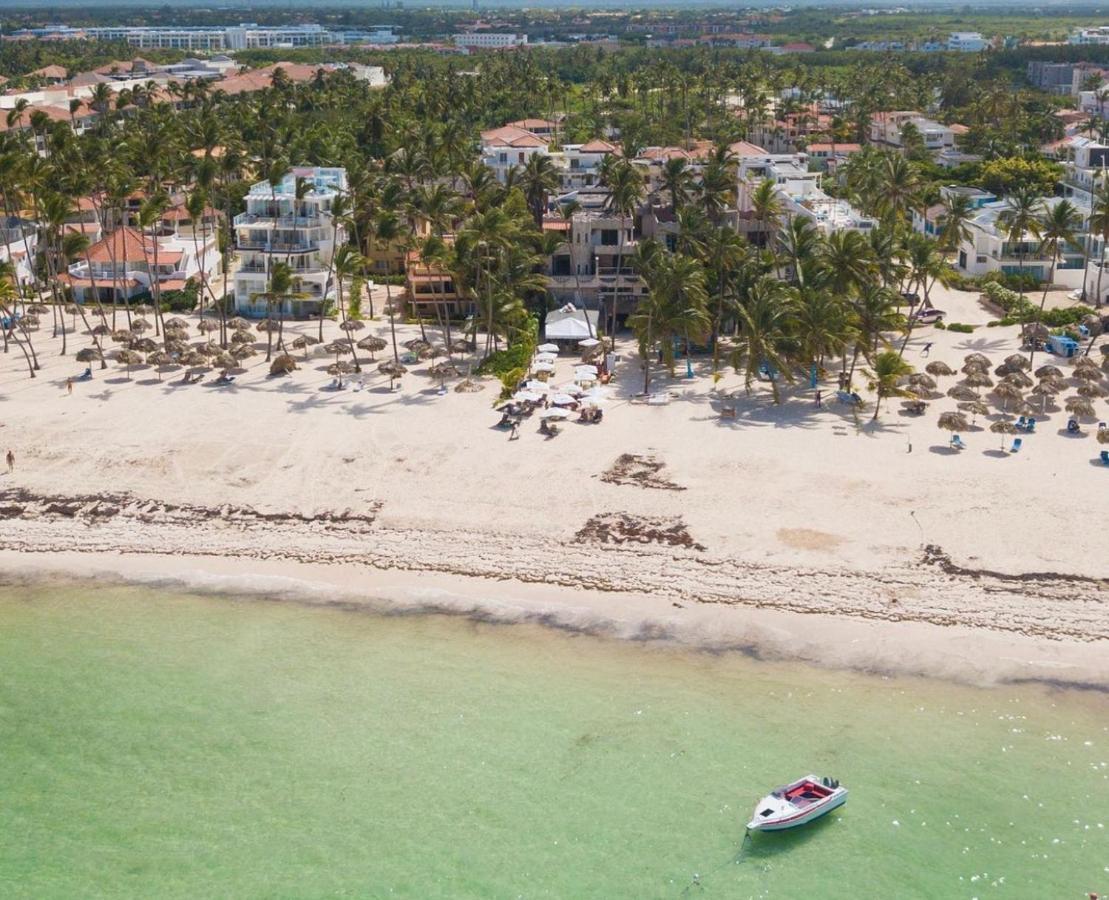 Aventura With Tropical Pool Playa Los Corales