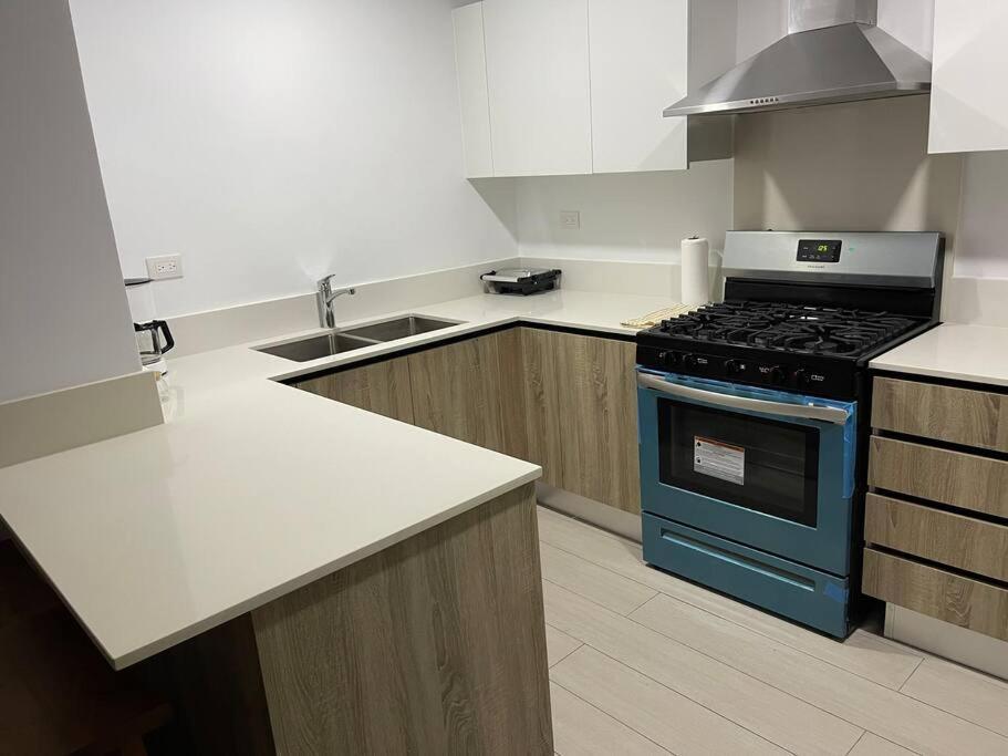 Hermoso Apartamento Con Vista Al Mar! Los Corales Apartamento *