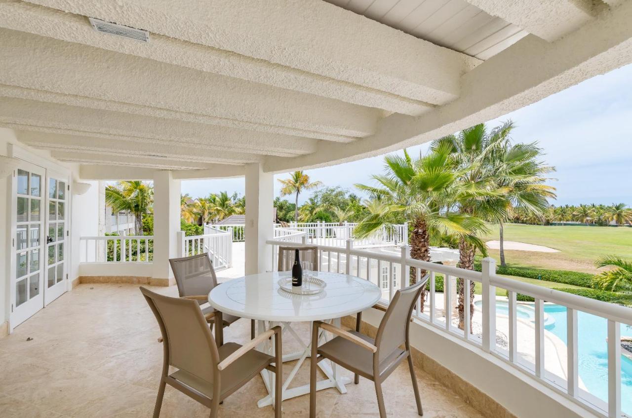 Paradise Luxury With Huge Pool And Jacuzzi Apartment