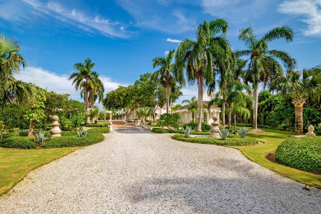 Apartment Paradise Luxury With Huge Pool And Jacuzzi *