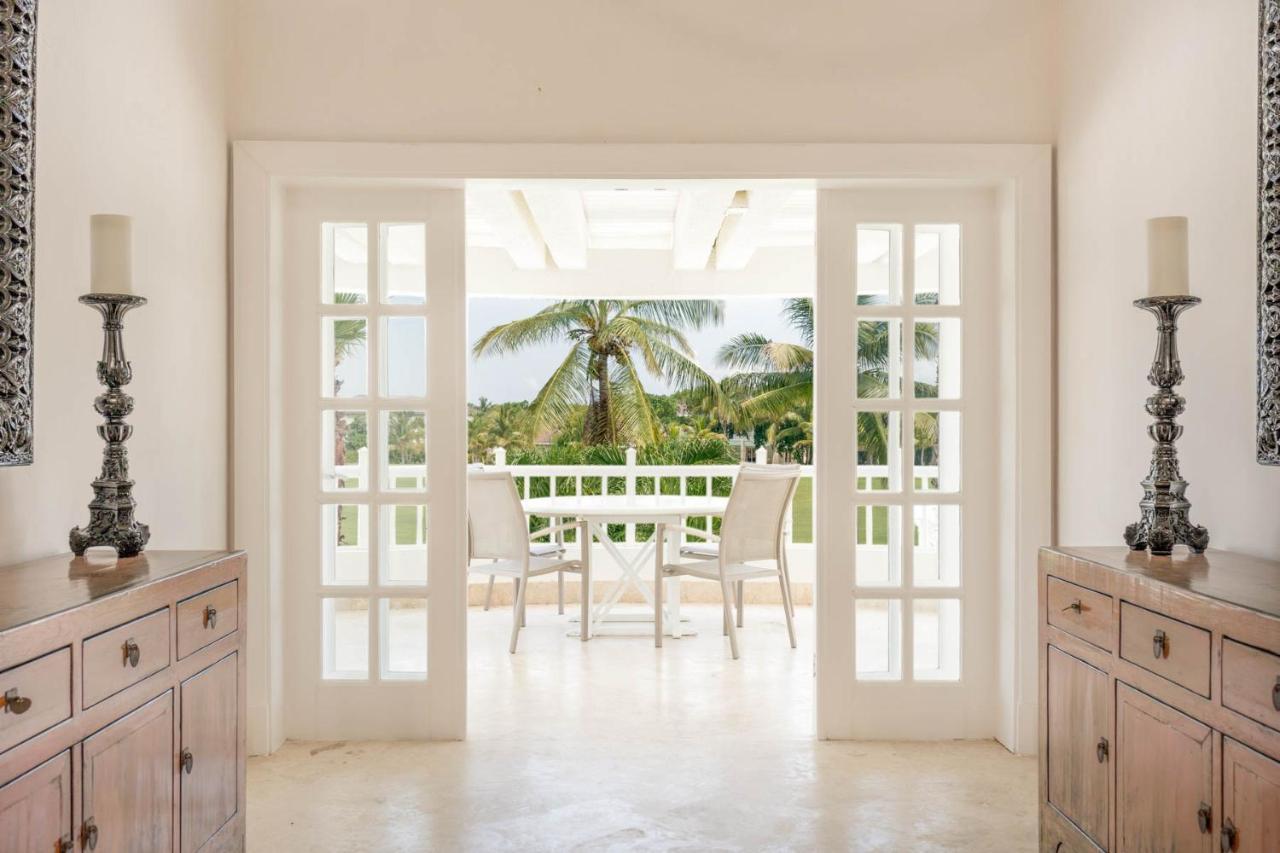 Apartment Paradise Luxury With Huge Pool And Jacuzzi *