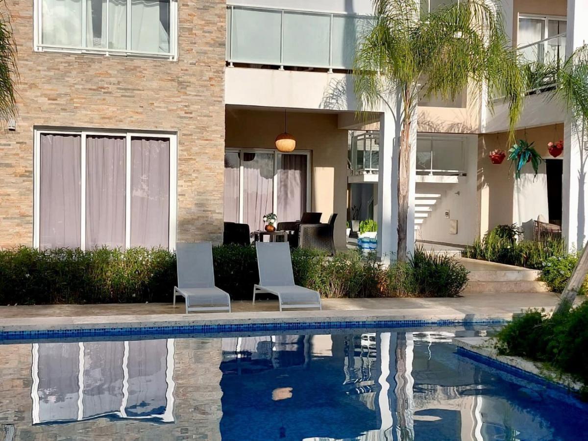 Relax Apto Pool And Golf View In Hard Rock Golf *