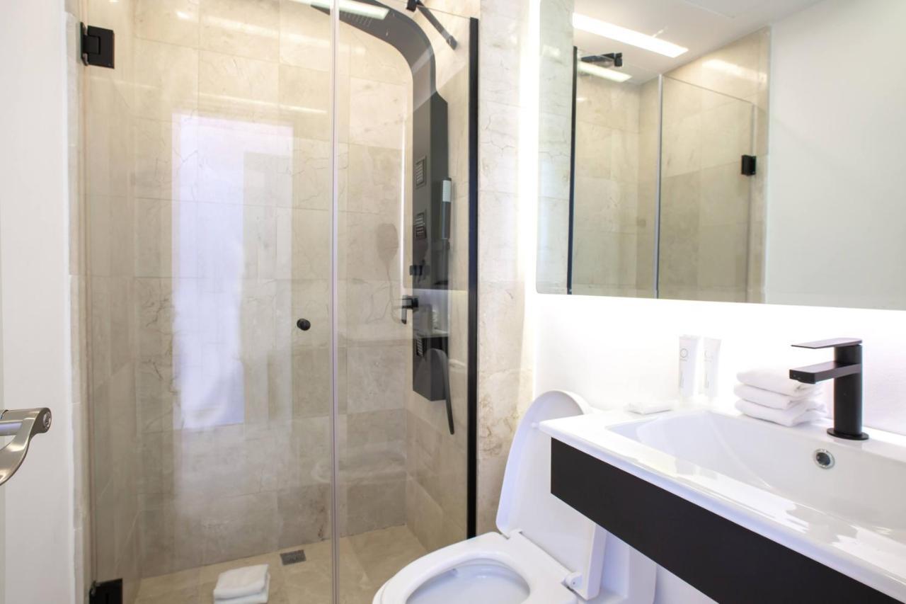 Cana Rock Infinity Pool & Suites Apartamento