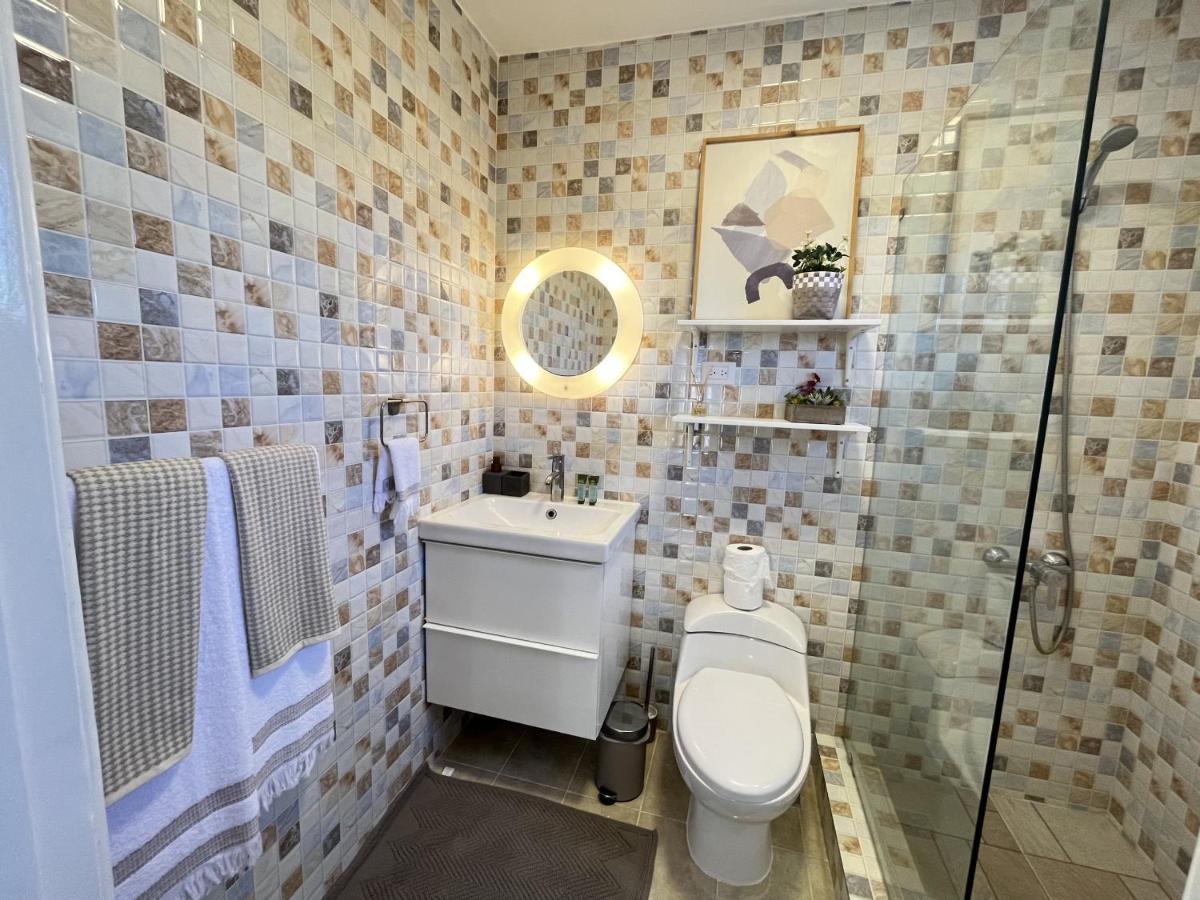 Apartment Beauty Pent House With Private Roof