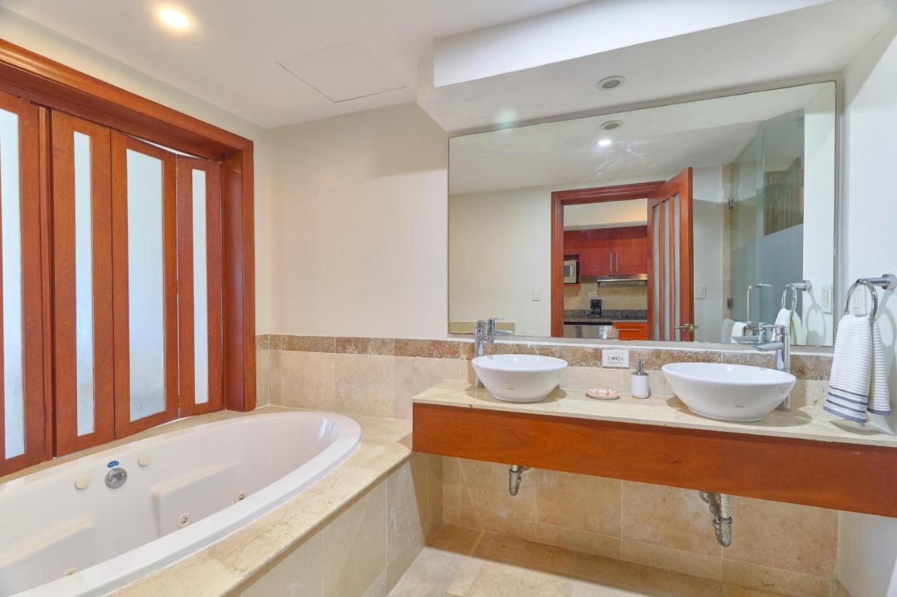 Apartment Relax W- Private Pool And Beach! *