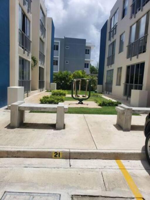 Los Jardines 1 De Pueblo Bavaro 3 Bedroom 2 Bath Apt With Free Parking *