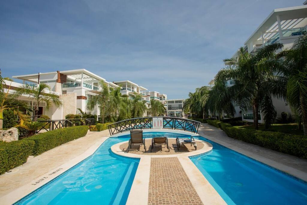 Paradise Palms At Costa Hermosa * Punta Cana